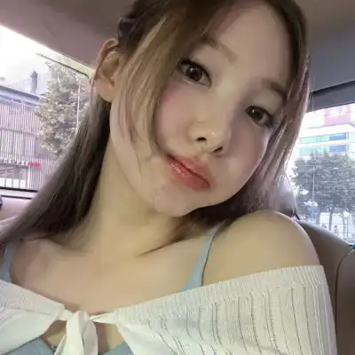 罗蔓君